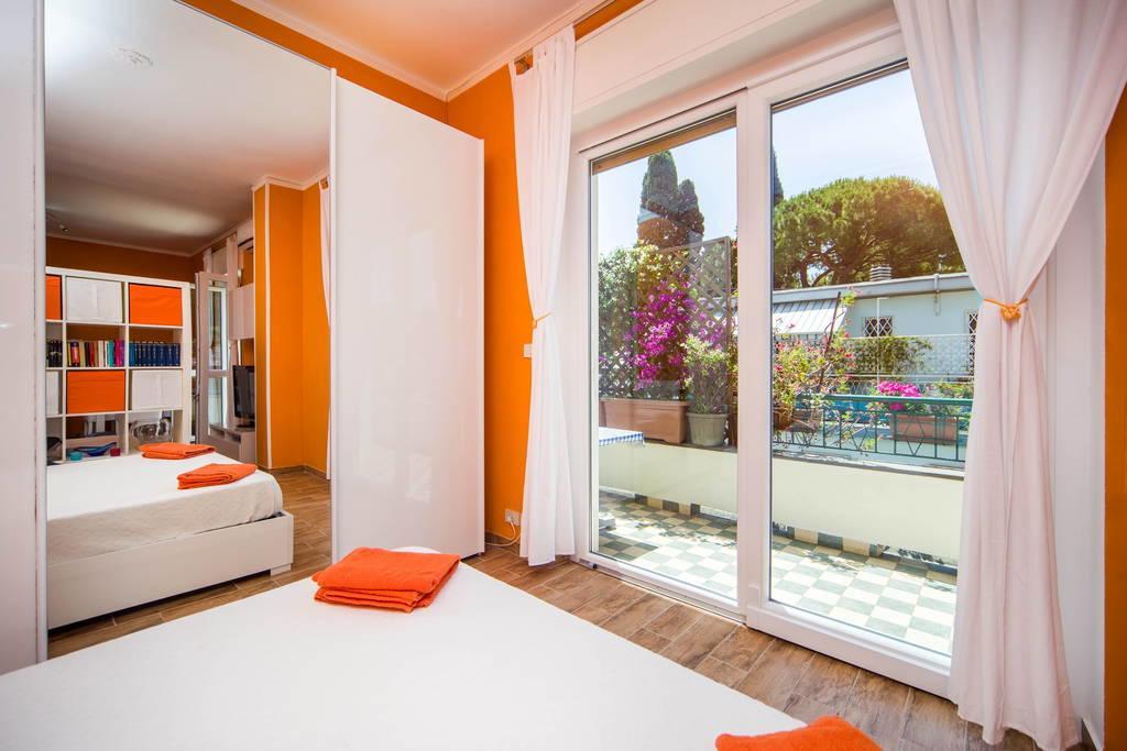 Attic Apartment Rapallo Zimmer foto