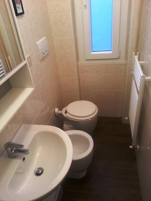 Attic Apartment Rapallo Zimmer foto